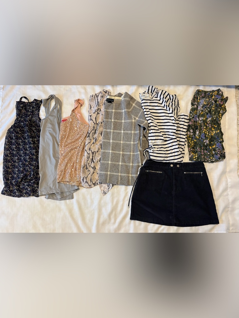 Size small clothing lot women’s